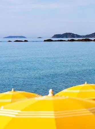 Roc - 4 Etoiles Les Pieds Dans L'eau Ξενοδοχείο Le Lavandou