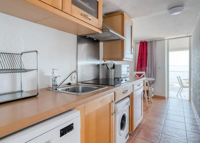 Roc - 4 Etoiles Les Pieds Dans L'eau Hotel