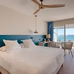 Roc - 4 Etoiles Les Pieds Dans L'eau Hotel Le Lavandou