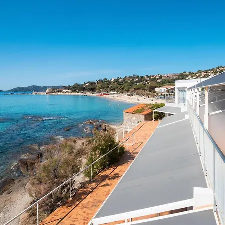 Roc - 4 Etoiles Les Pieds Dans L'eau Hotel Le Lavandou