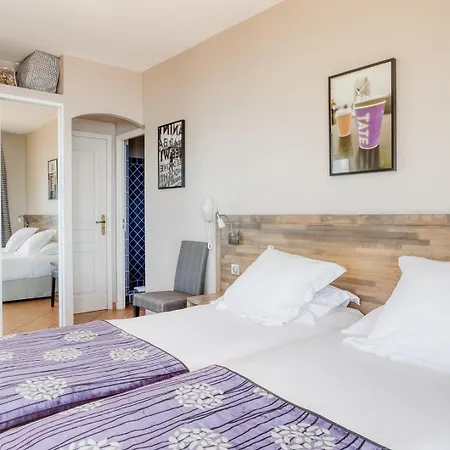 Hotel Roc - 4 Etoiles Les Pieds Dans L'eau 4*