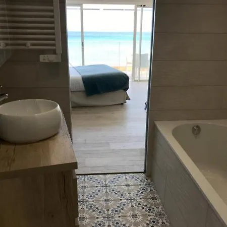 Roc - 4 Etoiles Les Pieds Dans L'eau Hotel Le Lavandou