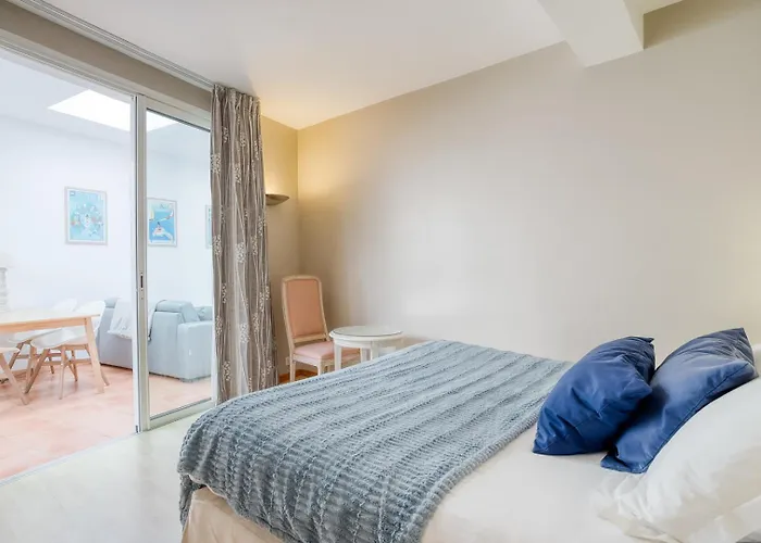 Roc - 4 Etoiles Les Pieds Dans L'eau Hotel