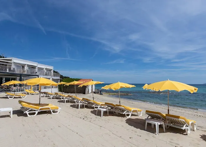 Hotel Roc - 4 Etoiles Les Pieds Dans L'eau 4*